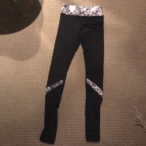 Lululemon yoga pants with grey floral print